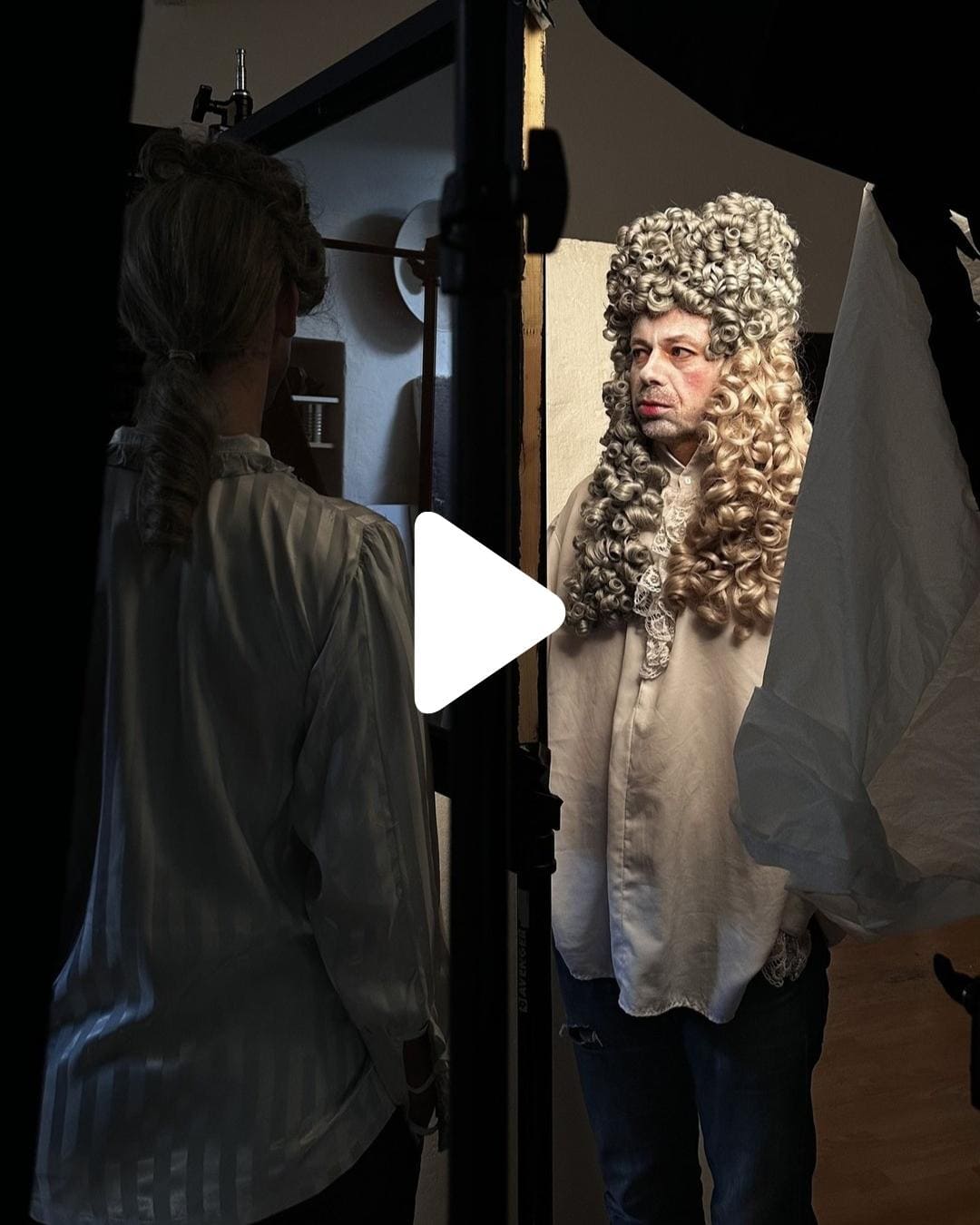 Reel z focení vizuálu k inscenaci Farinelli a král Městských divadel pražských